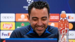 Xavi espera viure una «nit màgica» amb el Barcelona