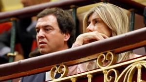 La jutge processa el germà de Sánchez  per tràfic d’influències