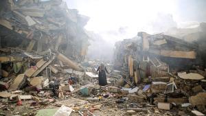 Ataques aéros israelíes en Gaza, una de las imágenes de la exposición World Press Photo 2024
