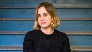 Marina Otero Verzier, investigadora: "Cada interacció amb ChatGPT equival a gastar mig litre d’aigua"