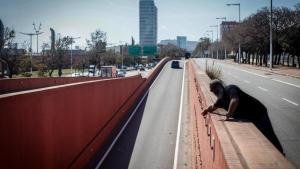 Els lladres que van atacar el turista mort a la Ronda Litoral de Barcelona el van espantar amb pedres i pals