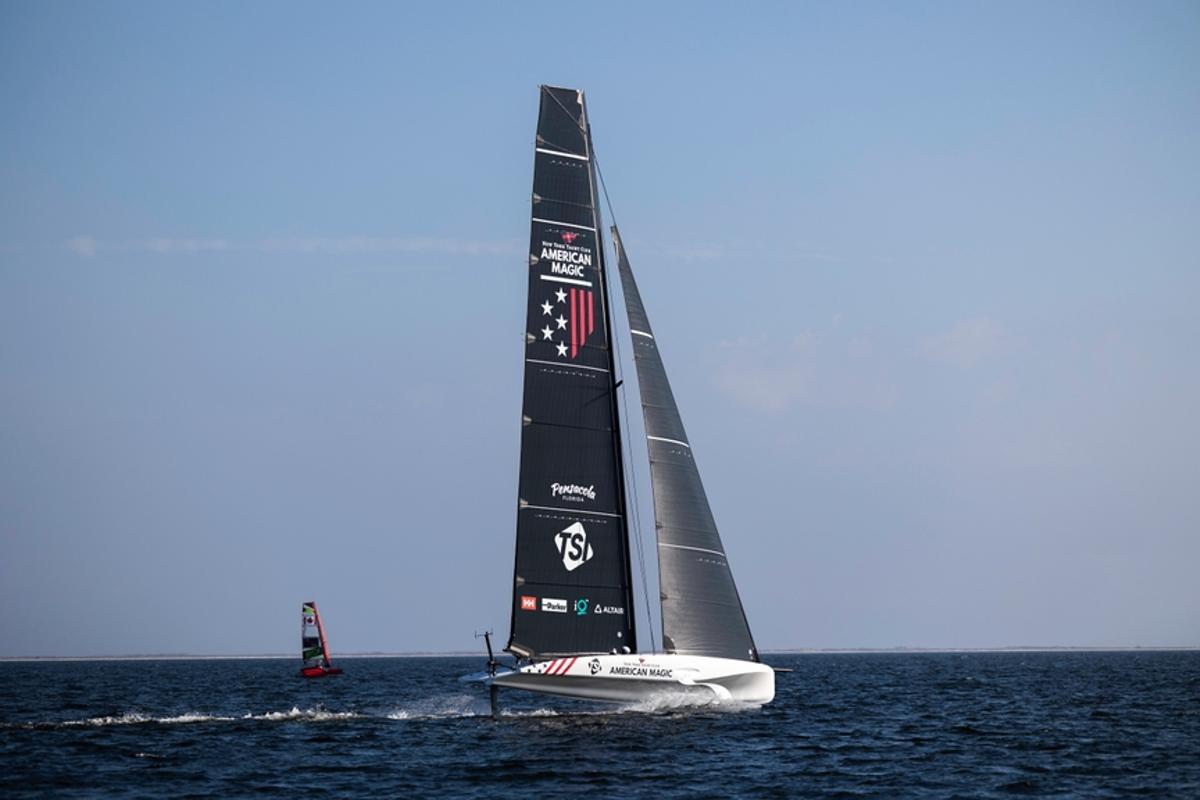 L’equip americà de la Copa Amèrica de vela demana no competir en la regata preliminar de l’Aràbia Saudita per seguretat L’equip americà de la Copa Amèrica de vela demana no competir en la regata preliminar de l’Aràbia Saudita per seguretat